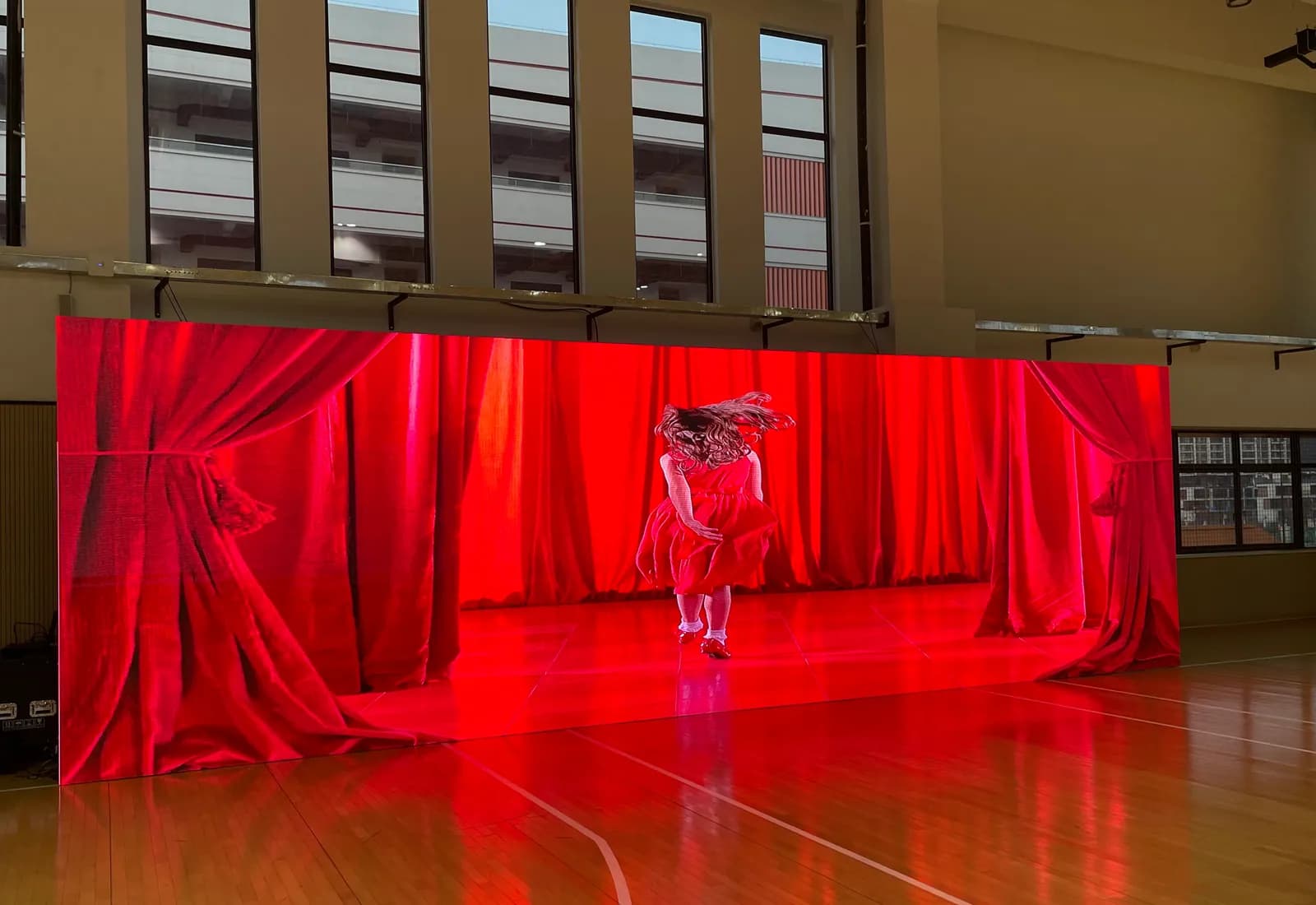 Indoor P3.91 display — 30 m²